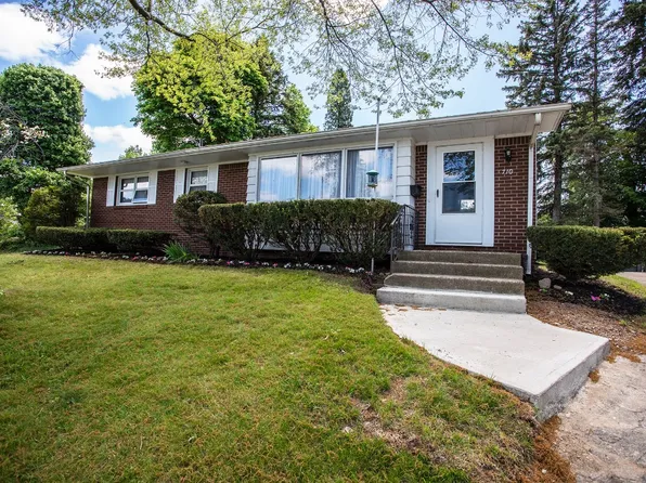 710 Wyngate Rd, Erie, PA 16505