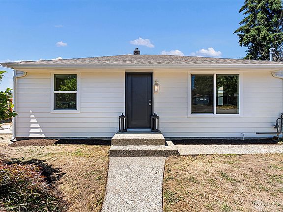 2nd image of 3331 Phillips Avenue