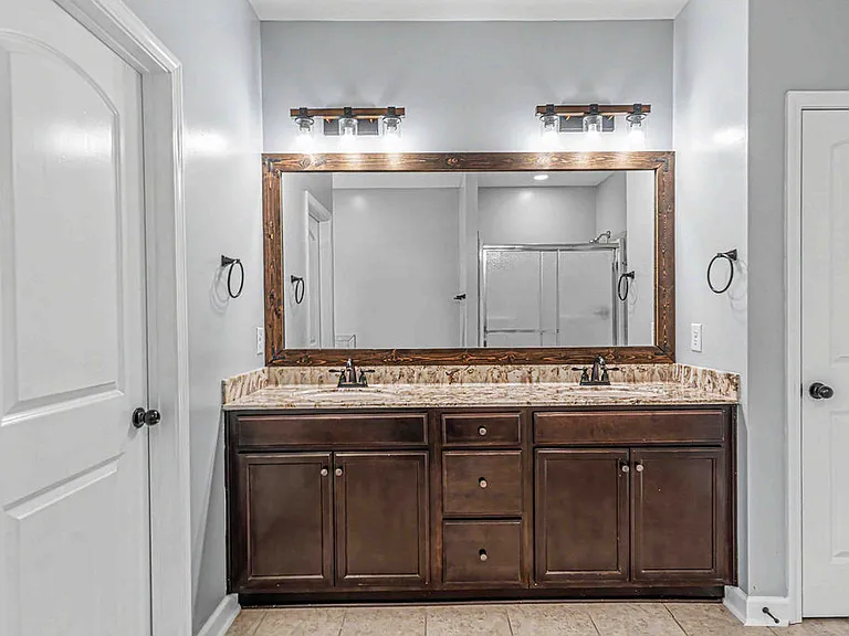 125 Bridgeport Dr — Photo 22