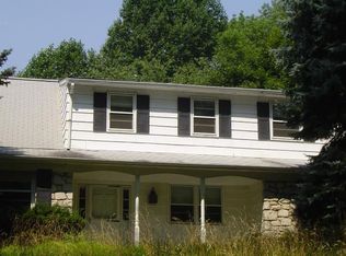 1562 Bonnie Brae Dr, Huntingdon Valley, PA 19006