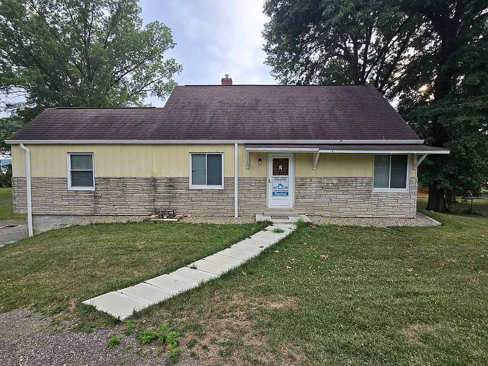 1st image of 302 South Dr