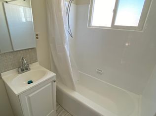 10735 Francis Pl APT 3, Los Angeles, CA 90034