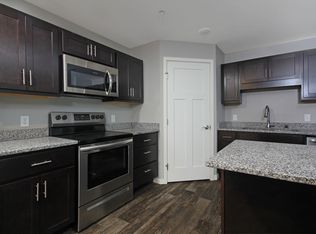 Sapphire Apartments, Anoka, MN 55303