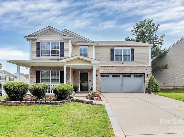 902 Silverberry St, Gastonia, NC 28054