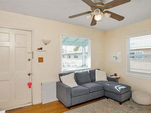 5th image of 3651 Arnold Ave