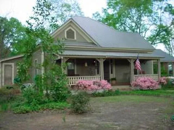 431 Crockett Ave, Philadelphia, MS 39350