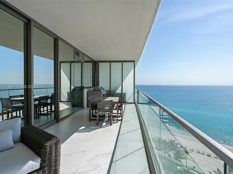 18975 Collins Ave #1104 — Photo 3