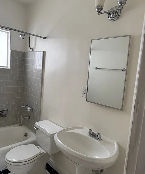 1229 N Spaulding Ave #2 — Photo 13
