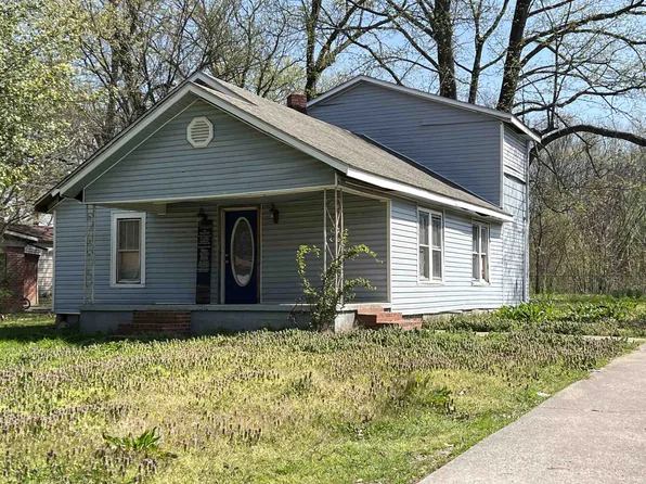 1212 Knapp Ave, Dyersburg, TN 38024