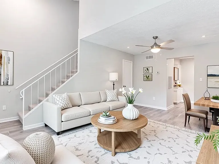 The Ellis Apartments — Photo 30