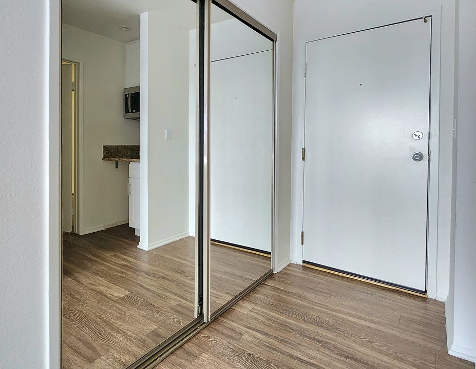 1st image of 11660 Mayfield Ave #403