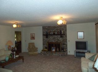 1301 Phillips Dr, Dalton, GA 30720