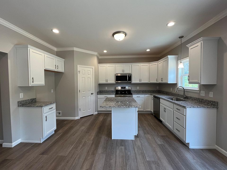 1448 Dominion Trl, Hebron, KY 41048 Zillow