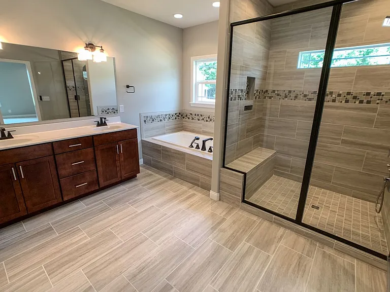 5447 Crocus Dr — Photo 12