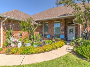 608 Newlin Ln, Granbury, TX 76048