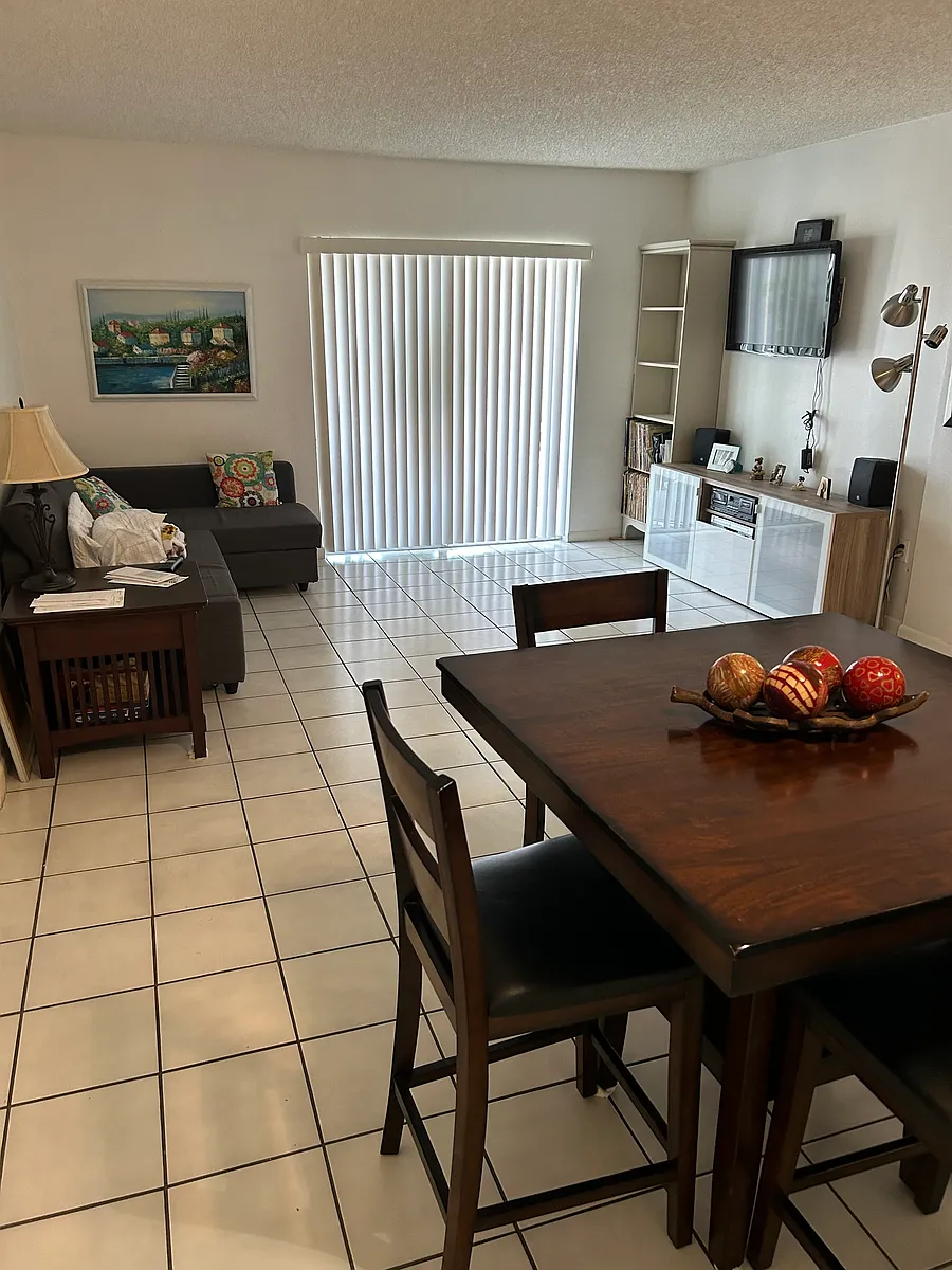 Building Photo - 8600 SW 212th St #207