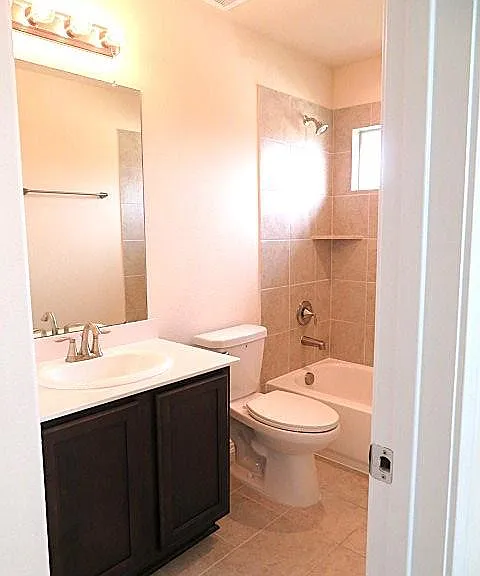 1927 Willow Rock Way — Photo 13