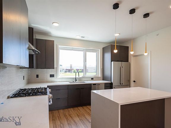 4th image of 542 Enterprise Blvd #4