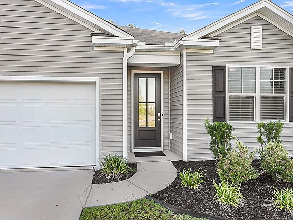 4th image of 207 Greenwich Dr