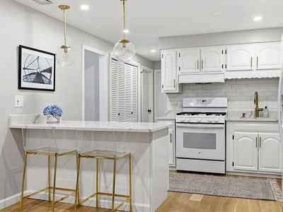 258 Apache Way, Tewksbury, MA, 01876