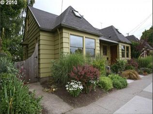 2825 SE Hawthorne Blvd, Portland, OR