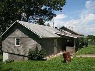 13637 Old Nc Highway 16, Grassy Creek, NC 28631