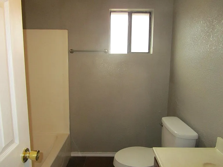 1455 Timber Valley Dr — Photo 23