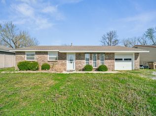 207 N Elgin Ave, Sperry, OK 74073