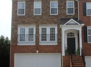 2503 Silverpalm St, Raleigh, NC 27612