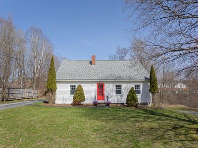 128 Lake Avenue, Farmington, ME, 04938
