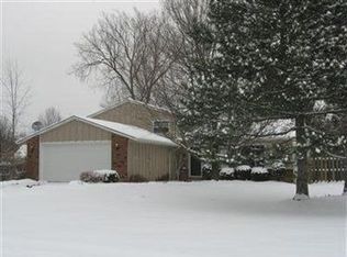 8183 Stuart Ct, North Royalton, OH 44133