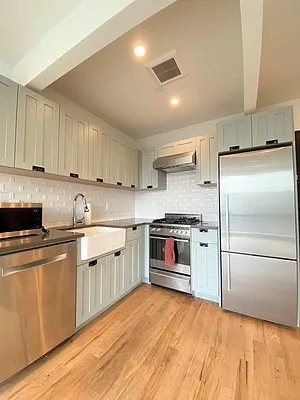 Rented by Douglas Elliman | media 23