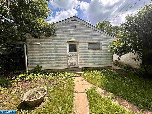 3rd image of 612 Adams Ave