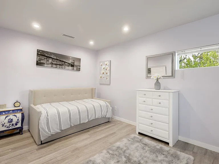 7457 Sausalito Ave — Photo 10