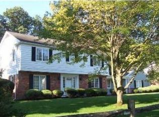 6343 Oakland Ct, Sylvania, OH 43560