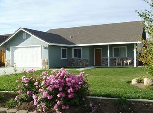 18151 Flare Dr, Tehachapi, CA 93561