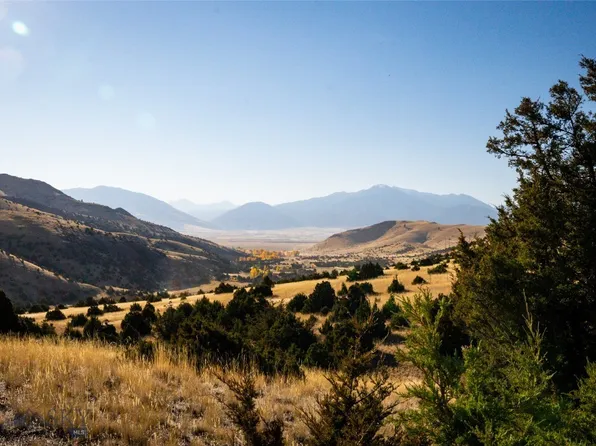 76 Antelope Butte Rd, Livingston, MT 59047