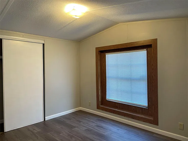 228 Hambrick Rd — Photo 19
