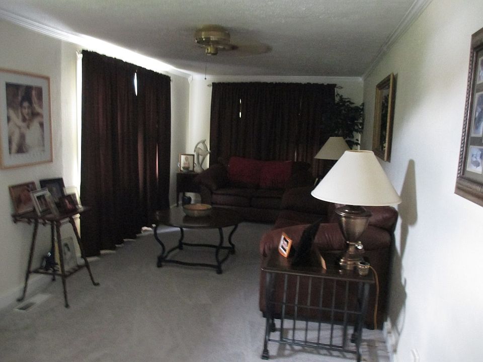 2nd image of 1793 Scenic Hill Rd