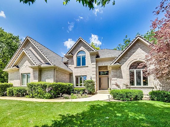 2nd image of 17 Stone Creek Dr