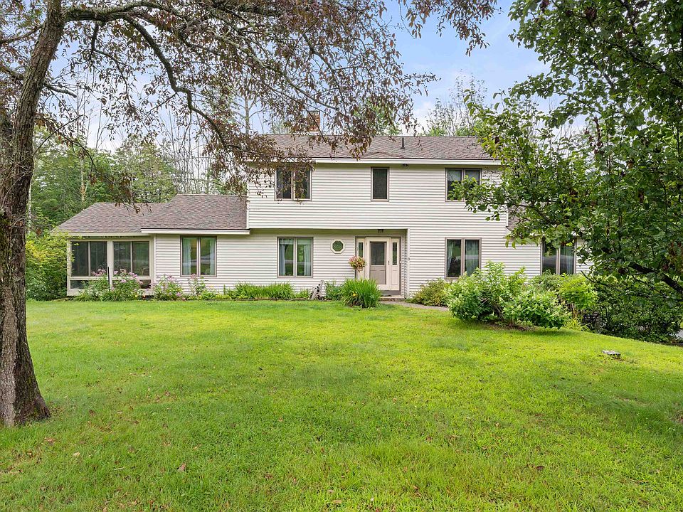 1st image of 8 Sherwood Forest Drive