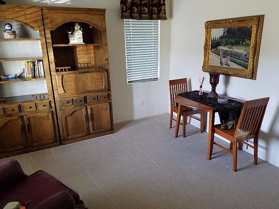 5th image of 28225 Glenside Ct