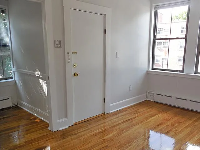 918-920 Cambridge St #1A — Photo 4
