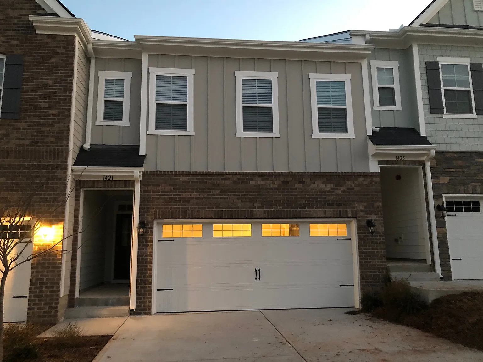1421 Hopedale Dr — Photo 1