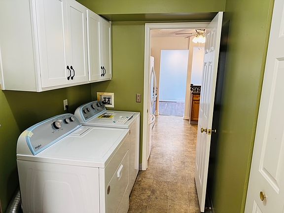 5th image of 24540 Thicket Ln #24