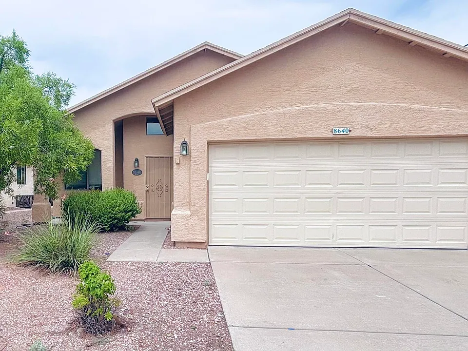 8640 S Desert Dove Dr