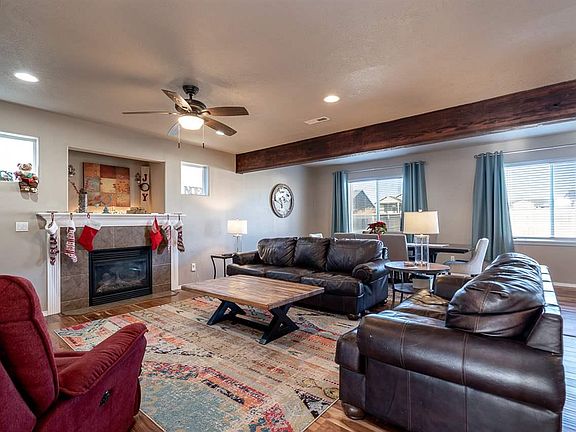 5th image of 2708 Madrona Loop