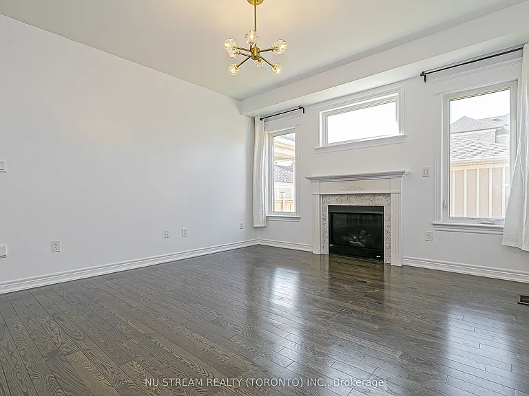 194 Paradelle Dr — Photo 8