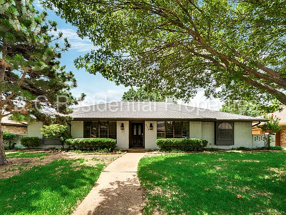 3rd image of 628 Sheffield Dr