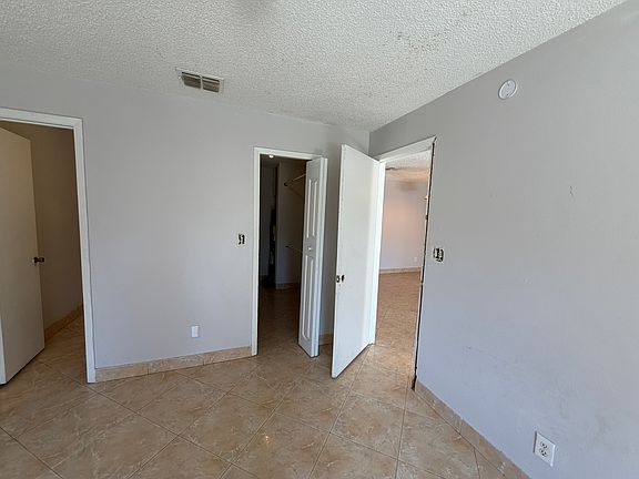 5th image of 5225 Via Hacienda Cir #B115